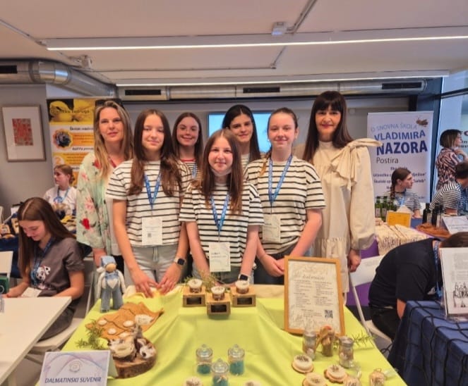 Festival izvrsnosti: Projekt „Dalmatinski suvenir“